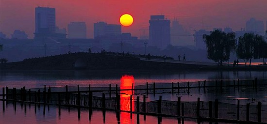 周庄南湖落日